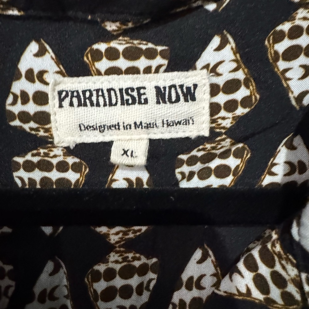 Geometric Patterned Black and Cream Women's Top - Picture 2 of 3